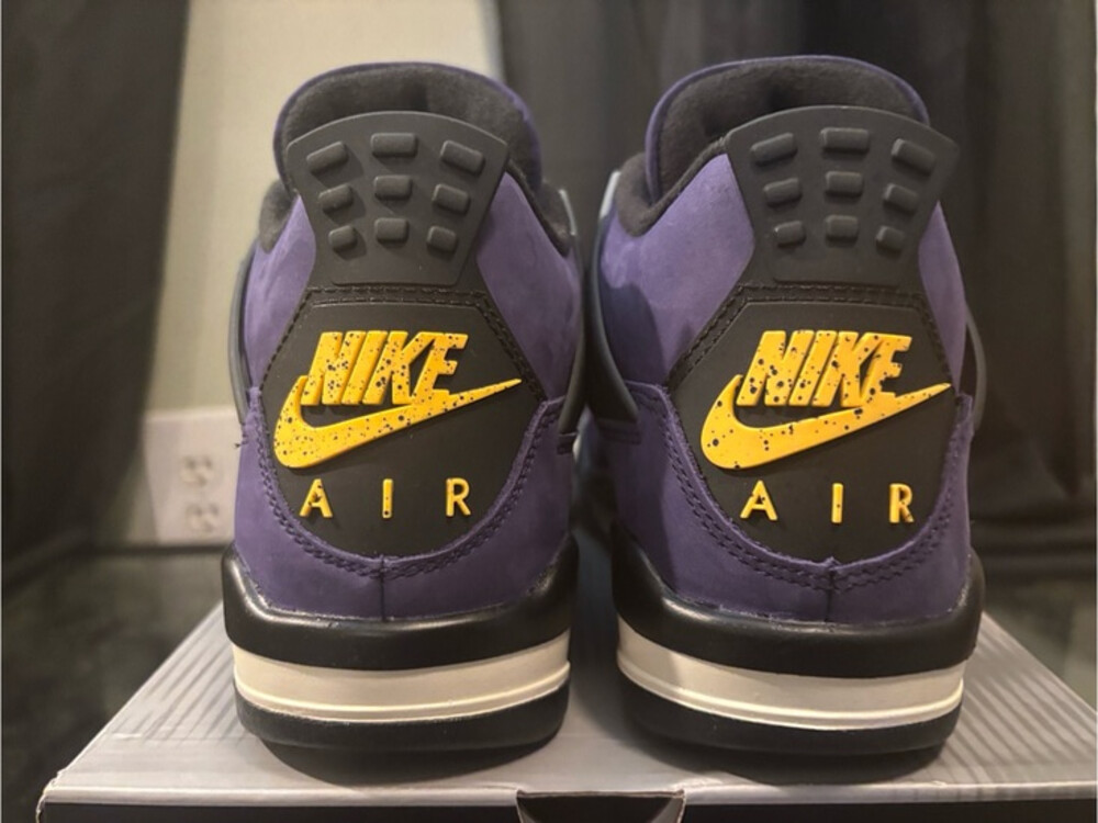 Jordan 4 Retro Lakers (GS) size 6Y IB4171-500